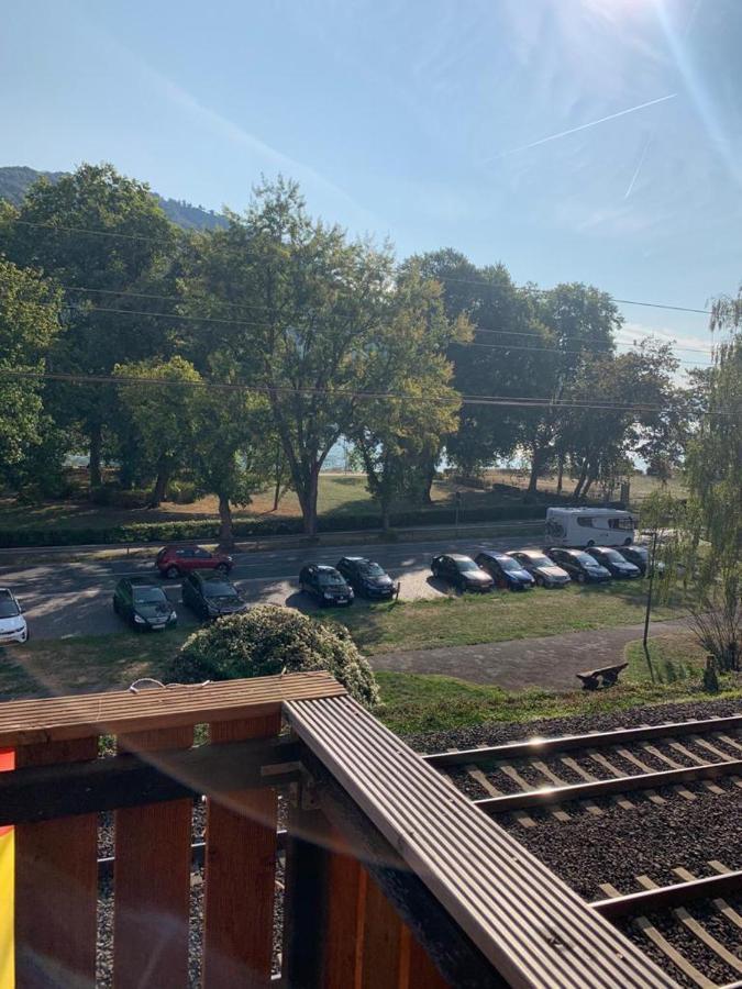 Hotelzimmer Im Alten Reihenhaus Auf Der Stadtmauer Bacharach Ngoại thất bức ảnh